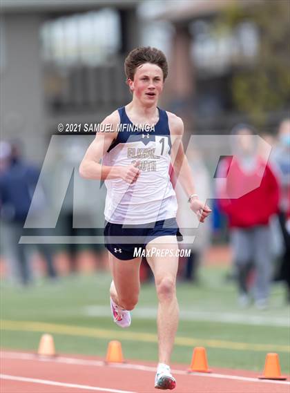 Thumbnail 2 in Harold Scott Invitational (3200 Meter) photogallery.