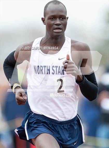 Thumbnail 1 in Harold Scott Invitational (3200 Meter) photogallery.