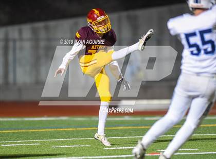 Thumbnail 1 in Reseda vs. Esperanza (CIF SoCal D 5A Regional Final) photogallery.