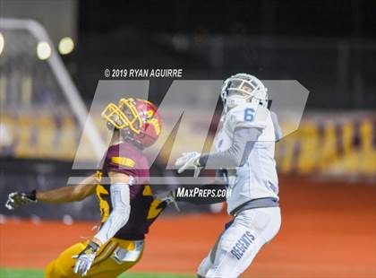 Thumbnail 1 in Reseda vs. Esperanza (CIF SoCal D 5A Regional Final) photogallery.