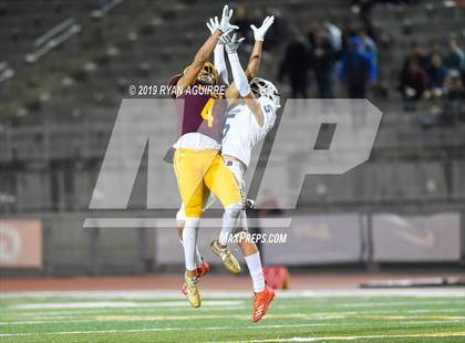 Thumbnail 1 in Reseda vs. Esperanza (CIF SoCal D 5A Regional Final) photogallery.