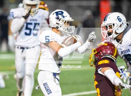 Thumbnail 2 in Reseda vs. Esperanza (CIF SoCal D 5A Regional Final) photogallery.