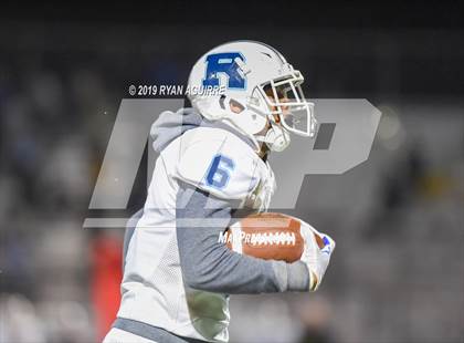 Thumbnail 3 in Reseda vs. Esperanza (CIF SoCal D 5A Regional Final) photogallery.