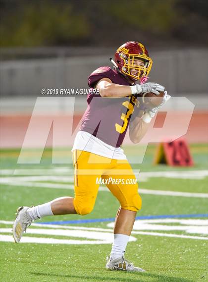 Thumbnail 2 in Reseda vs. Esperanza (CIF SoCal D 5A Regional Final) photogallery.