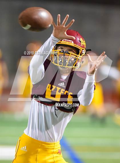 Thumbnail 1 in Reseda vs. Esperanza (CIF SoCal D 5A Regional Final) photogallery.