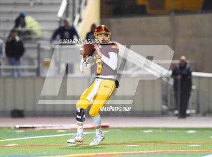 Thumbnail 1 in Reseda vs. Esperanza (CIF SoCal D 5A Regional Final) photogallery.
