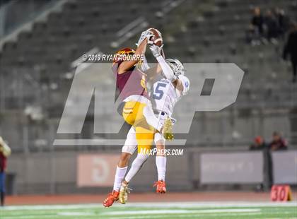 Thumbnail 1 in Reseda vs. Esperanza (CIF SoCal D 5A Regional Final) photogallery.