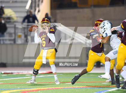 Thumbnail 2 in Reseda vs. Esperanza (CIF SoCal D 5A Regional Final) photogallery.