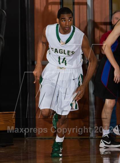 Thumbnail 1 in DeSoto @ Dawson (McDonald's Texas Invitational) photogallery.