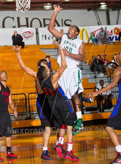 Thumbnail 2 in DeSoto @ Dawson (McDonald's Texas Invitational) photogallery.