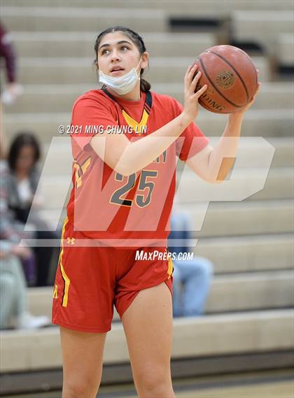 Thumbnail 1 in Aliso Niguel vs. Rosary Academy (Tom Riach Tournament) photogallery.
