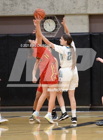 Thumbnail 1 in Aliso Niguel vs. Rosary Academy (Tom Riach Tournament) photogallery.