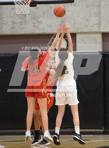 Thumbnail 1 in Aliso Niguel vs. Rosary Academy (Tom Riach Tournament) photogallery.