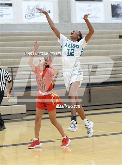 Thumbnail 3 in Aliso Niguel vs. Rosary Academy (Tom Riach Tournament) photogallery.