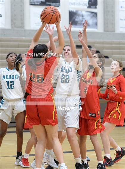 Thumbnail 1 in Aliso Niguel vs. Rosary Academy (Tom Riach Tournament) photogallery.
