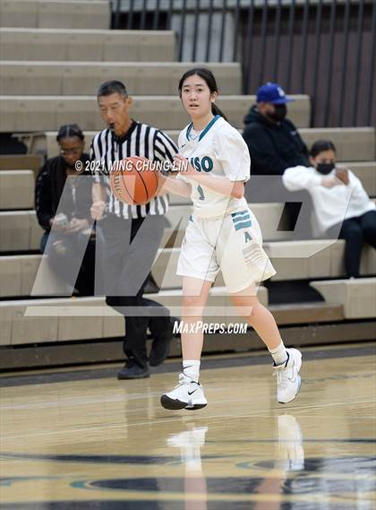 Thumbnail 2 in Aliso Niguel vs. Rosary Academy (Tom Riach Tournament) photogallery.