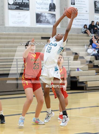 Thumbnail 2 in Aliso Niguel vs. Rosary Academy (Tom Riach Tournament) photogallery.