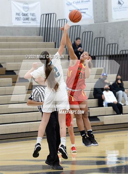 Thumbnail 2 in Aliso Niguel vs. Rosary Academy (Tom Riach Tournament) photogallery.