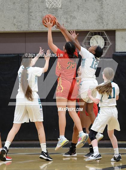 Thumbnail 3 in Aliso Niguel vs. Rosary Academy (Tom Riach Tournament) photogallery.