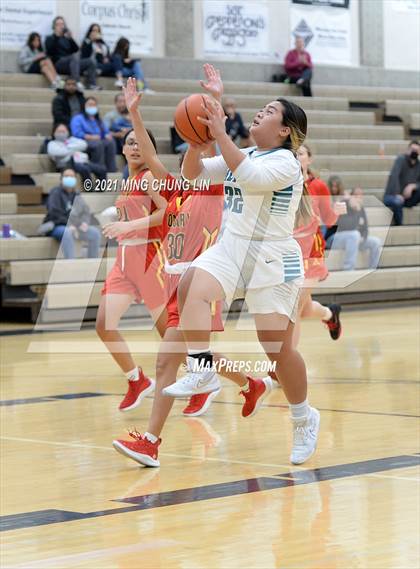 Thumbnail 1 in Aliso Niguel vs. Rosary Academy (Tom Riach Tournament) photogallery.