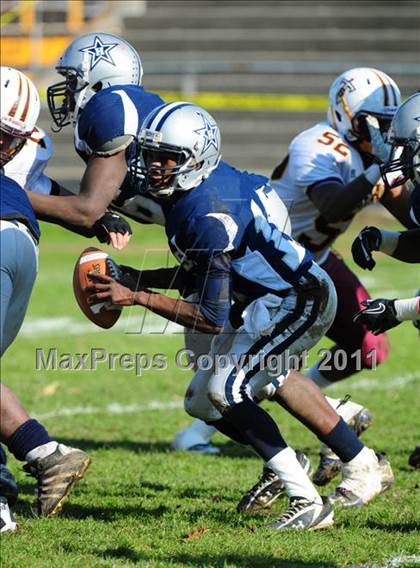 Thumbnail 3 in Sheehan @ Hillhouse photogallery.