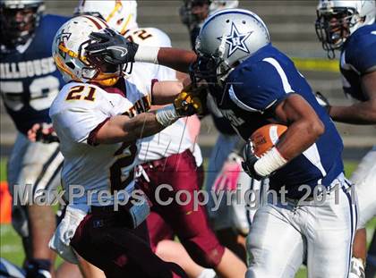 Thumbnail 2 in Sheehan @ Hillhouse photogallery.