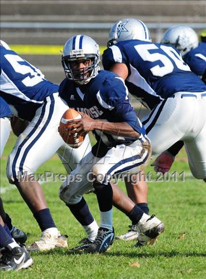 Thumbnail 3 in Sheehan @ Hillhouse photogallery.