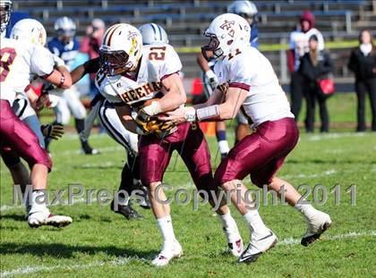 Thumbnail 2 in Sheehan @ Hillhouse photogallery.