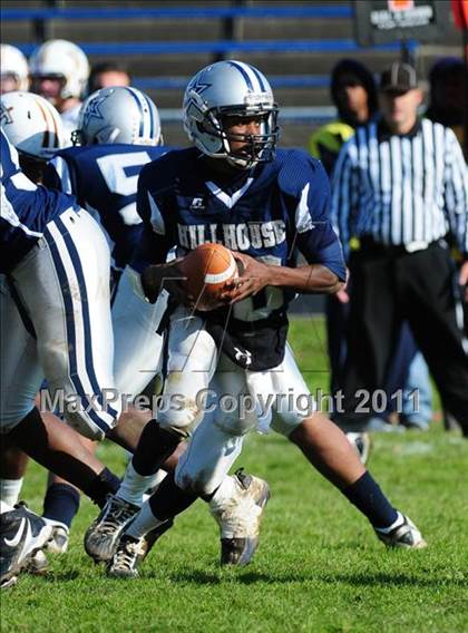 Thumbnail 1 in Sheehan @ Hillhouse photogallery.