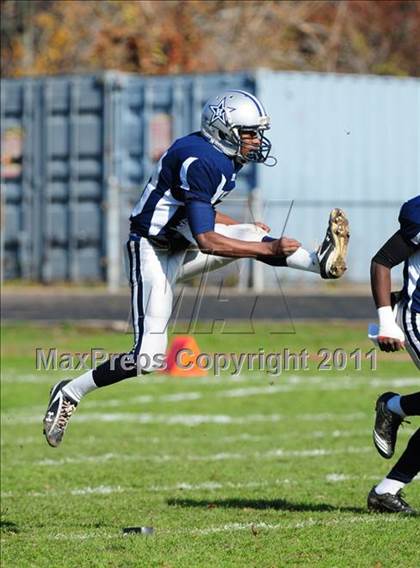 Thumbnail 1 in Sheehan @ Hillhouse photogallery.