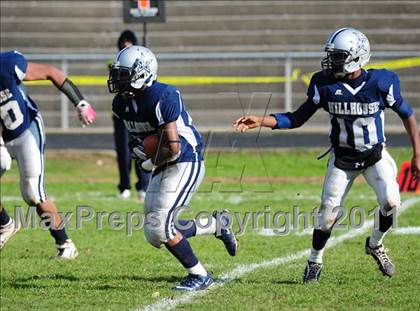 Thumbnail 3 in Sheehan @ Hillhouse photogallery.