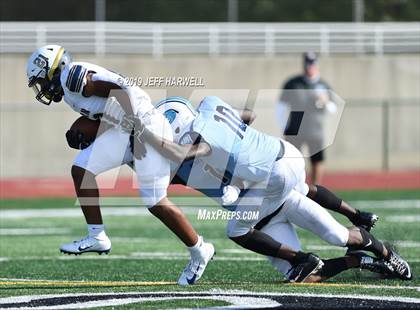 Thumbnail 2 in Archbishop Hoban @ Benedictine photogallery.