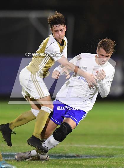 Thumbnail 3 in Jesuit @ Holy Cross photogallery.