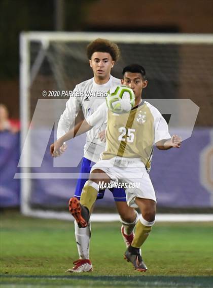Thumbnail 3 in Jesuit @ Holy Cross photogallery.