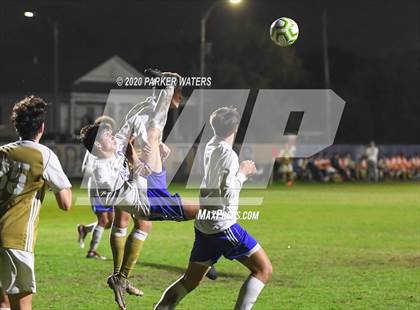 Thumbnail 2 in Jesuit @ Holy Cross photogallery.