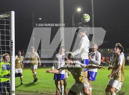 Thumbnail 3 in Jesuit @ Holy Cross photogallery.
