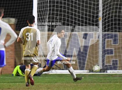 Thumbnail 1 in Jesuit @ Holy Cross photogallery.