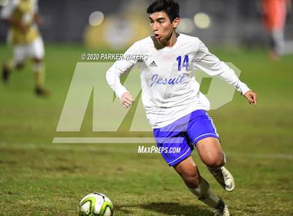 Thumbnail 3 in Jesuit @ Holy Cross photogallery.