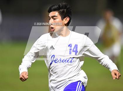 Thumbnail 1 in Jesuit @ Holy Cross photogallery.