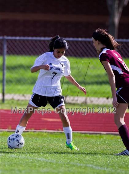 Thumbnail 2 in Cinco Ranch vs Dobie (Pearland Soccer Classic) photogallery.