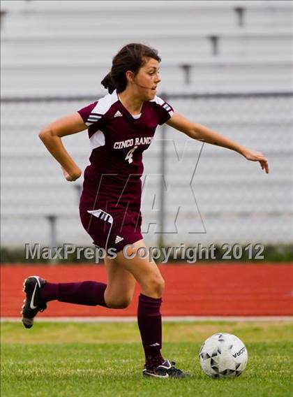 Thumbnail 3 in Cinco Ranch vs Dobie (Pearland Soccer Classic) photogallery.