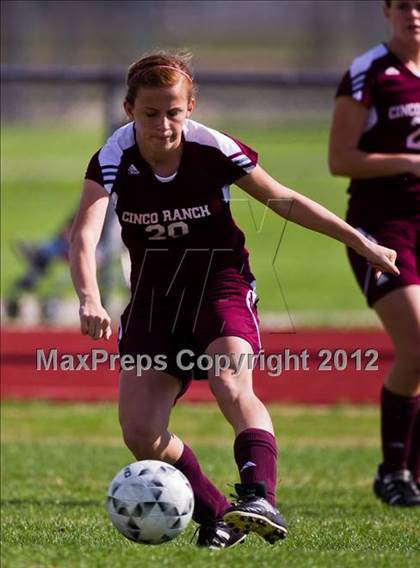Thumbnail 1 in Cinco Ranch vs Dobie (Pearland Soccer Classic) photogallery.