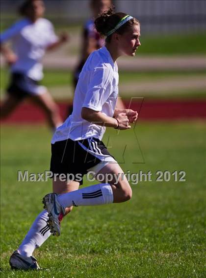 Thumbnail 2 in Cinco Ranch vs Dobie (Pearland Soccer Classic) photogallery.