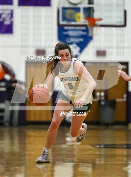 Thumbnail 3 in Meadowbrook Christian vs. Greenwood (PIAA 1A Second Round) photogallery.