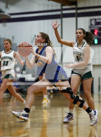 Thumbnail 3 in Meadowbrook Christian vs. Greenwood (PIAA 1A Second Round) photogallery.