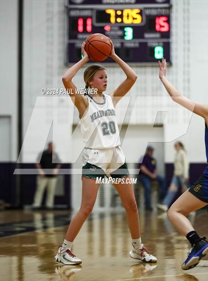 Thumbnail 3 in Meadowbrook Christian vs. Greenwood (PIAA 1A Second Round) photogallery.
