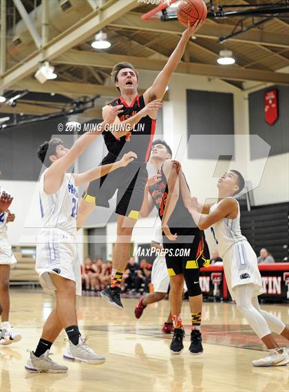 Thumbnail 2 in Mission Viejo vs. Jordan (Tustin Holiday Classic) photogallery.
