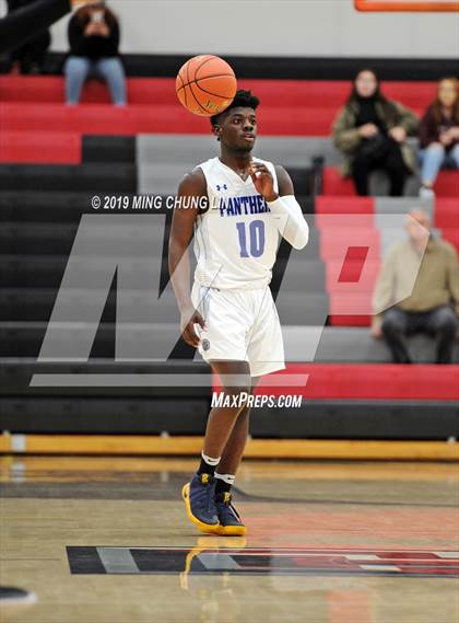 Thumbnail 1 in Mission Viejo vs. Jordan (Tustin Holiday Classic) photogallery.
