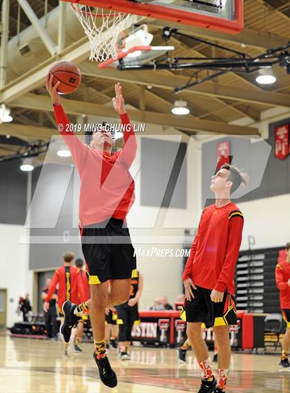 Thumbnail 2 in Mission Viejo vs. Jordan (Tustin Holiday Classic) photogallery.