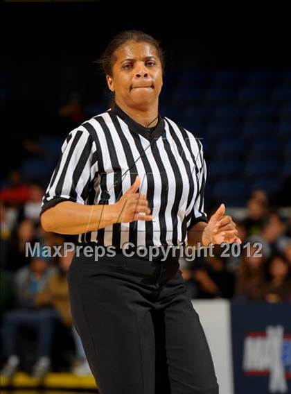 Thumbnail 3 in Long Beach Poly vs. Brea Olinda (CIF SS D1AA Semifinal) photogallery.